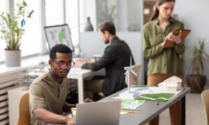 Read more about the article Indian Industries Shift to Green Tech, AILed Manufacturing in 2026